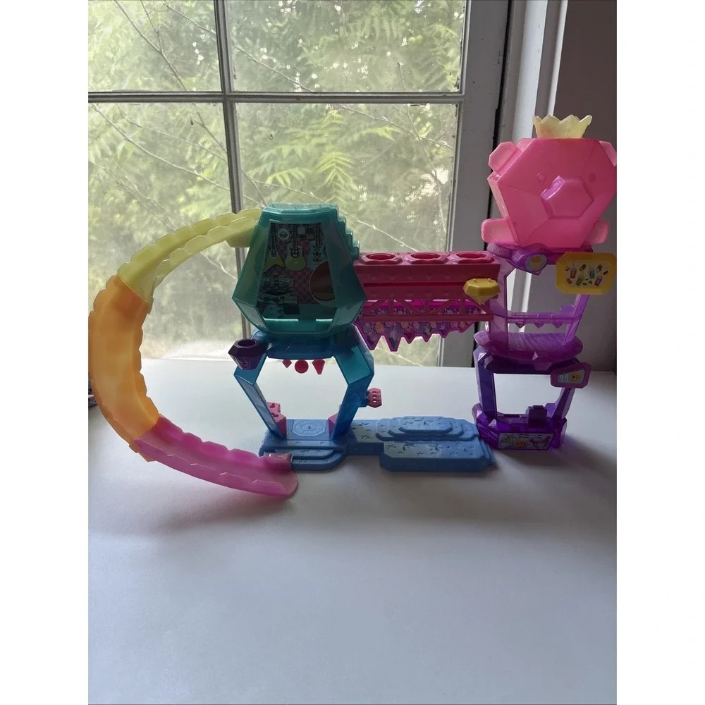 Mattel DreamWorks Trolls Band Together Toys, Mount Rageous Playset